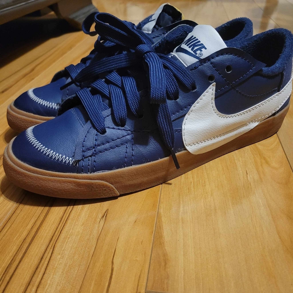 Blazer Low '77 Jumbo Midnight Navy Gum Nike